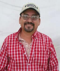 Gilberto Flores Sr.